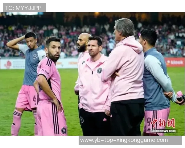 福克斯表现出色20投10中砍下全场最高26分助球队赢得胜利 福克斯表现出色20投10中砍下全场最高26分助球队赢得胜利