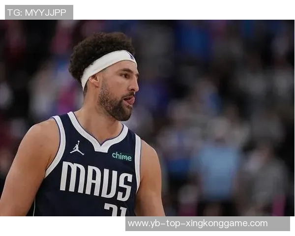 克莱首节短暂出战5分钟表现平平仅得4分助球队开局稳健 克莱首节短暂出战5分钟表现平平仅得4分助球队开局稳健